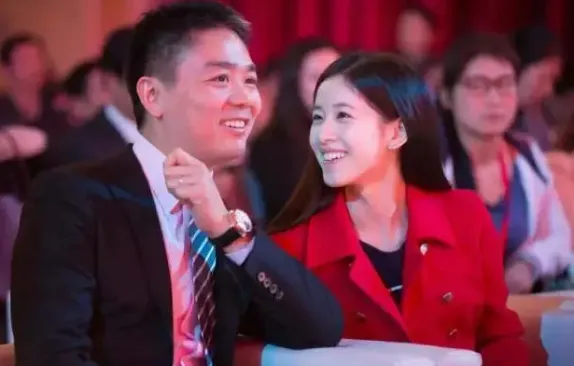 刘强东章泽天成立新公司叫什么名字?新公司名为“天强”实力秀恩爱