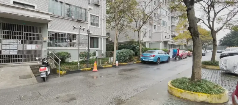 300万房产送水果摊主老人家属发声