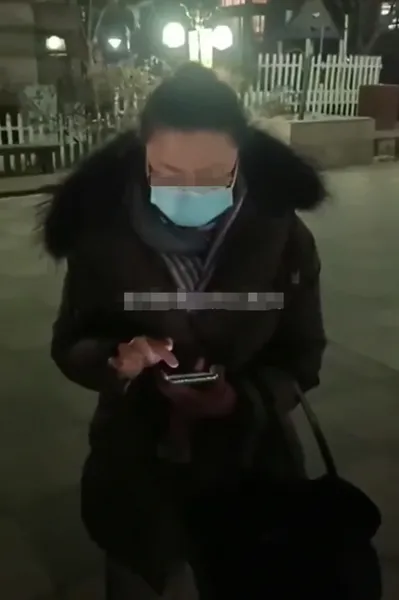 大连卢书记是谁发生了什么?大连女子进小区不登记打电话给卢书记