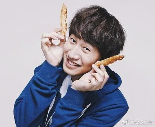 李光洙因交通事故受伤,诊断为右脚裸骨折,已住院治疗