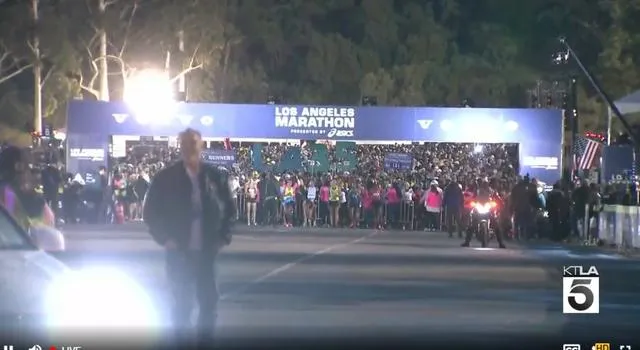 洛杉矶马拉松如期开跑,2.7万人参加