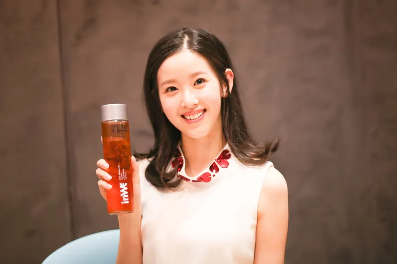 奶茶妹妹发文已经原谅刘强东?奶茶妹妹家世背景雄厚让人惊叹?