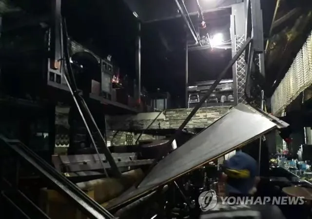 韩国光州酒吧坍塌2人遇难17人受伤?韩国光州酒吧受伤多数都是游泳运动员这是怎么回事?