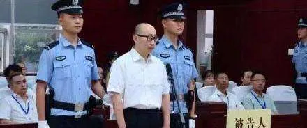 保时捷女司机所长丈夫已被相关单位停职?所长丈夫被停职原因让人意想不到?