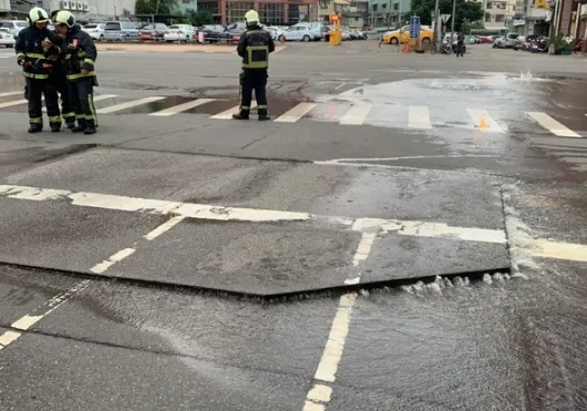 台湾发生6.4级地震 台湾地震来临前征兆有哪些 伊能静台湾地震中报平安