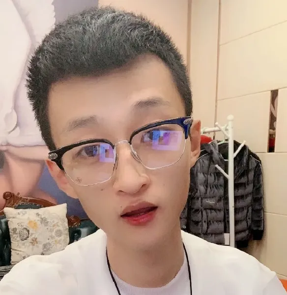 祁天道诈骗受审最新消息 网红祁天道诈骗700万判多少年?