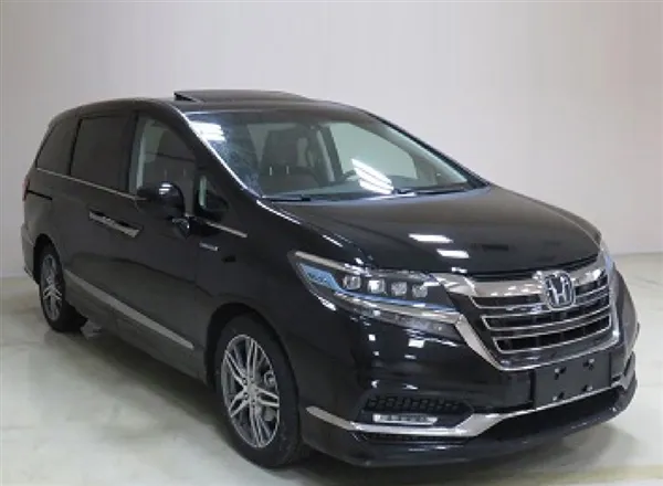 百公里5.9油的MPV! 本田艾力绅混动