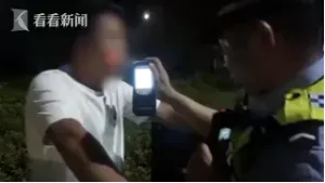 隧道内倒车800米 敢酒驾不敢接受检