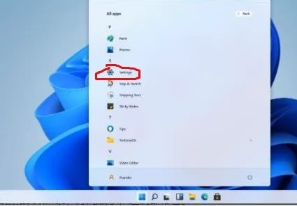 Win11系统安全中心在哪里打开? | win11家庭版怎样关闭安全中心
