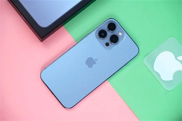 黑解漏洞或将被苹果永久封堵 有锁iPhone疯狂跳水千元